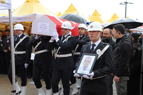 İLÇE EMNİYET MÜDÜR V. MEHMET BARAN SON YOLCULUĞUNA UĞURLANDI